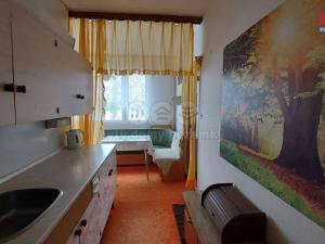 Pronájem bytu 2+1, Chomutov, Březenecká, 63 m2