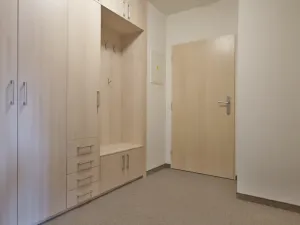 Pronájem bytu 2+kk, Roudnice nad Labem, třída T. G. Masaryka, 52 m2