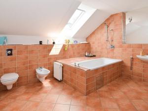 Prodej rodinného domu, Jevany, U Potoka, 246 m2