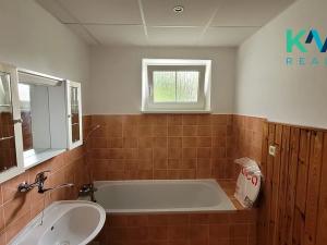 Pronájem bytu 2+1, Ostrov, Masarykova, 57 m2