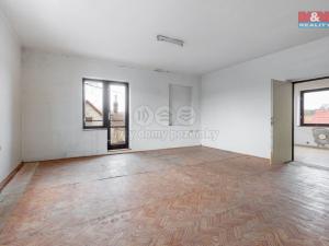 Prodej rodinného domu, Chrast - Podlažice, 631 m2