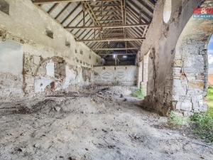 Prodej historického objektu, Zvoleněves, 5000 m2