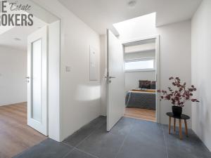 Prodej bytu 2+kk, Kostelec nad Černými lesy, Červený dub, 58 m2