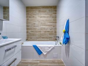 Pronájem bytu 3+1, Chomutov, Kostnická, 64 m2