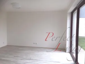 Pronájem rodinného domu, Jesenice, Jarní, 160 m2