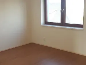 Pronájem rodinného domu, Jesenice, Jarní, 160 m2