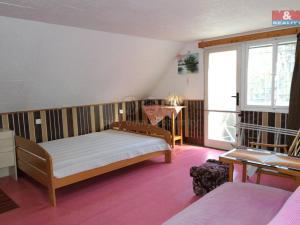 Prodej chaty, Jesenice, U Velkého rybníka, 65 m2