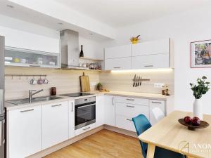 Prodej bytu 3+kk, Hostivice, Ječná, 78 m2