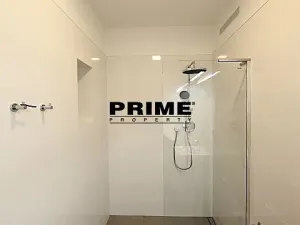 Pronájem bytu 1+kk, Praha - Vinohrady, Krkonošská, 43 m2