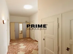 Pronájem bytu 2+kk, Praha - Vinohrady, Lužická, 60 m2