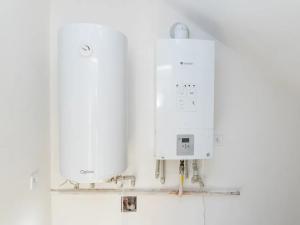 Pronájem bytu 2+kk, Praha - Kobylisy, Pod hliništěm, 53 m2