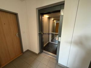Pronájem bytu 2+kk, Praha - Suchdol, Suchdolské náměstí, 59 m2