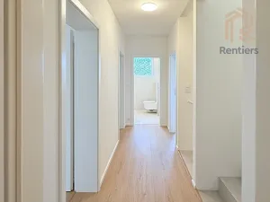 Prodej bytu 6+kk a větší, Praha - Újezd nad Lesy, Barchovická, 163 m2