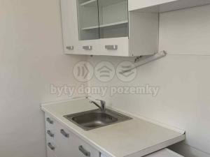 Pronájem bytu 1+1, Pardubice, Jindřišská, 41 m2