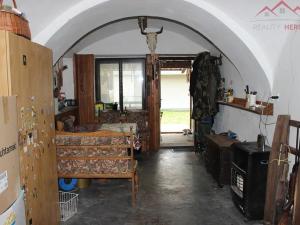 Prodej komerční nemovitosti, Droužkovice, Rudé armády, 600 m2