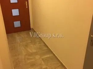 Pronájem bytu 1+kk, Hostivice, Čsl. armády, 33 m2