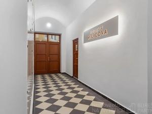 Pronájem bytu 1+kk, Praha - Žižkov, Milíčova, 29 m2