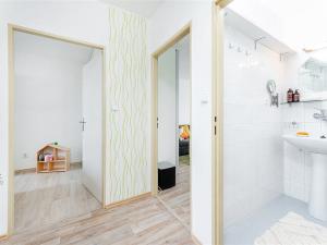 Pronájem bytu 3+kk, Praha, Tobrucká, 70 m2