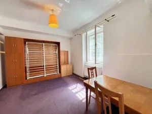 Pronájem bytu 2+1, Praha - Smíchov, U Mrázovky, 60 m2