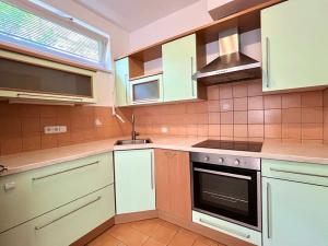 Prodej bytu 3+kk, Praha - Motol, Jeřabinová, 128 m2