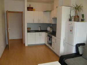 Prodej bytu 2+kk, Plzeň, Těšínská, 53 m2