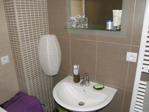 Prodej bytu 2+kk, Plzeň, Těšínská, 53 m2