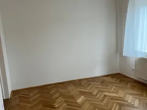 Pronájem bytu 1+1, Praha, Na pěšinách, 50 m2