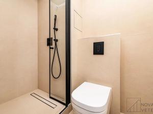 Prodej bytu 4+kk, Praha - Letňany, Fryčovická, 80 m2