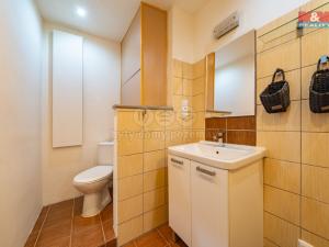 Prodej bytu 2+1, Aš, U Nádraží, 62 m2