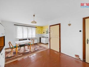 Prodej rodinného domu, Dolní Radechová, 180 m2
