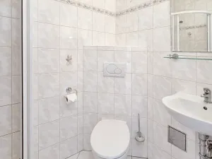 Pronájem bytu 1+kk, Praha - Stodůlky, Živcových, 33 m2