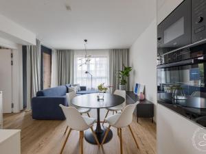 Pronájem bytu 2+kk, Praha - Smíchov, Nádražní, 53 m2