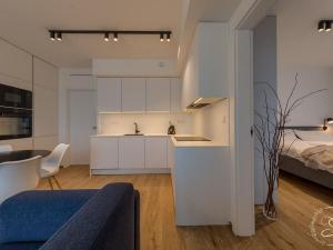 Pronájem bytu 2+kk, Praha - Smíchov, Nádražní, 53 m2