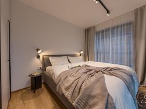 Pronájem bytu 2+kk, Praha - Smíchov, Nádražní, 53 m2