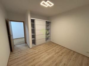 Pronájem bytu 2+kk, Plzeň, Rubínová, 69 m2