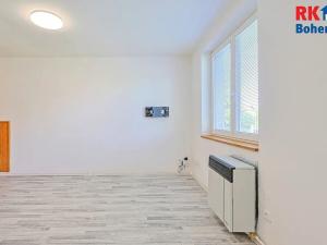 Pronájem bytu 2+kk, Český Brod, K Dolánkám, 43 m2