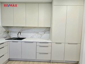 Prodej bytu 2+kk, Karviná, tř. Těreškovové, 52 m2