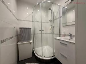 Pronájem bytu 1+1, Uherské Hradiště, Na Rybníku, 33 m2