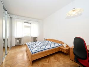 Pronájem bytu 3+1, Praha - Vinohrady, Lucemburská, 81 m2