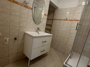 Pronájem bytu 2+kk, Beroun - Beroun-Centrum, Kostelní, 43 m2