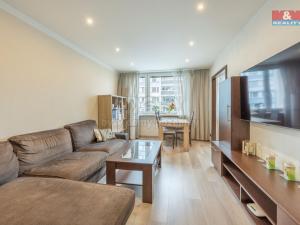 Prodej bytu 3+1, Kladno - Kročehlavy, Děčínská, 68 m2