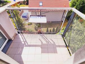 Pronájem bytu 2+1, Praha - Kbely, Pod Nouzovem, 59 m2