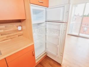 Pronájem bytu 2+1, Praha - Kbely, Pod Nouzovem, 59 m2