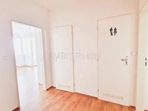 Pronájem bytu 2+1, Praha - Kbely, Pod Nouzovem, 59 m2