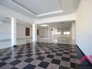 Pronájem obchodního prostoru, Praha - Libeň, Voctářova, 224 m2