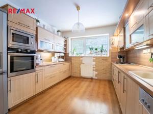 Prodej rodinného domu, Nupaky, K Parku, 156 m2