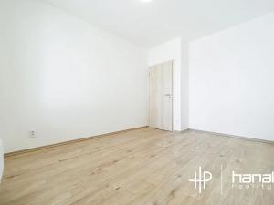Pronájem bytu 2+kk, Olomouc, Janského, 62 m2