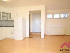 Pronájem bytu 2+kk, Praha - Krč, Humpolecká, 42 m2