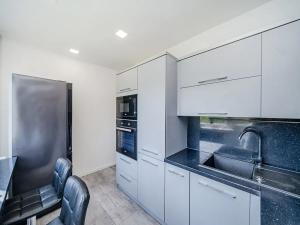 Prodej bytu 3+1, Karviná, Bratr. Veverkových, 74 m2