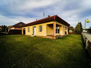 Prodej rodinného domu, Kosmonosy, Květinová, 126 m2